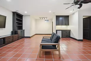 258 H Ave, Coronado, CA 92118 - Photo 40