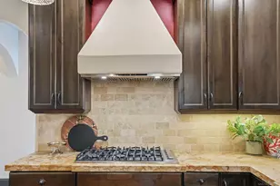 258 H Ave, Coronado, CA 92118 - Photo 12