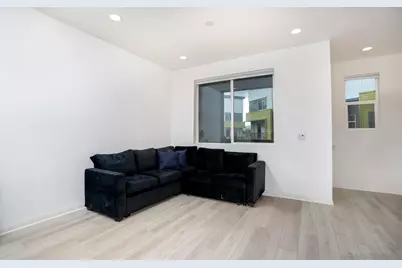  261 Gateway Ct, El Cajon, CA 92020 - Photo 8