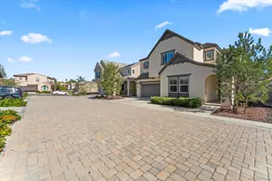 675 Grant Ct, Vista, CA 92083 - Photo 2