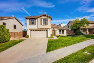 31938 Honeysuckle, Lake Elsinore, CA 92532 - Photo 2