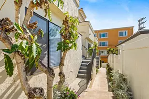 863 Agate St, San Diego, CA 92109 - Photo 28