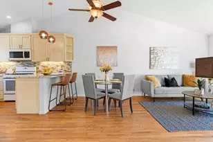 863 Agate St, San Diego, CA 92109 - Photo 4