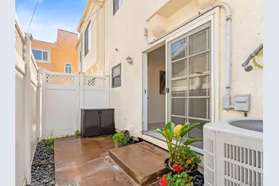  863 Agate St #4, San Diego, CA 92109 - Photo 20