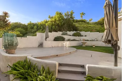  1028 Van Nuys St, San Diego, CA 92109 - Photo 44