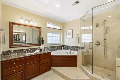  1028 Van Nuys St, San Diego, CA 92109 - Photo 28