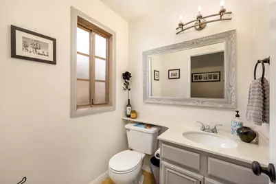  750 Breeze Hill Rd #100, Vista, CA 92081 - Photo 10