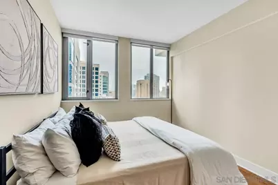  700 W E St #1905, San Diego, CA 92101 - Photo 18