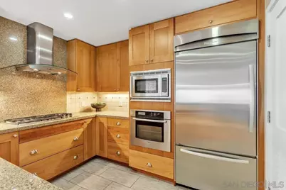  700 W E St #1905, San Diego, CA 92101 - Photo 6