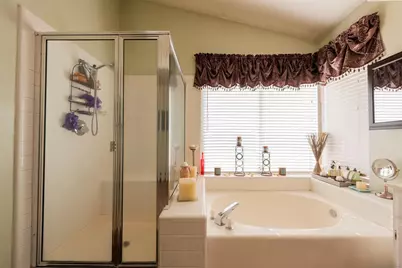  3626 W Ave J2, Lancaster, CA 93536 - Photo 16