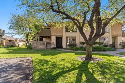  5995 Caminito Yucatan, San Diego, CA 92108 - Photo 2