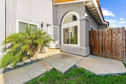  1813 Avenida Segovia, Oceanside, CA 92056 - Photo 4