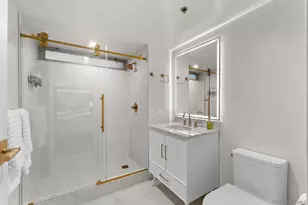 425 W Beech St, San Diego, CA 92101 - Photo 8