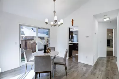  10366 Rancho Carmel Dr, San Diego, CA 92128 - Photo 6