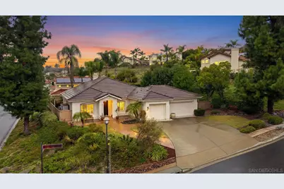  2011 Monarch Ridge Cir, El Cajon, CA 92019 - Photo 2
