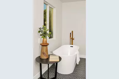  1900 W 41st St, Los Angeles, CA 90062 - Photo 38
