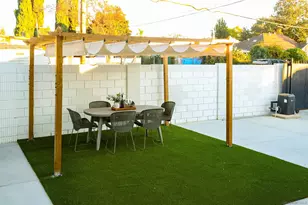 1900 W 41st St, Los Angeles, CA 90062 - Photo 44