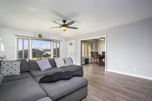 2545 Calle Aguadulce, San Diego, CA 92139 - Photo 8