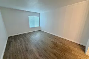 1885 Diamond St, San Diego, CA 92109 - Photo 12