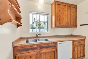 241-243 F Ave, Coronado, CA 92118 - Photo 36