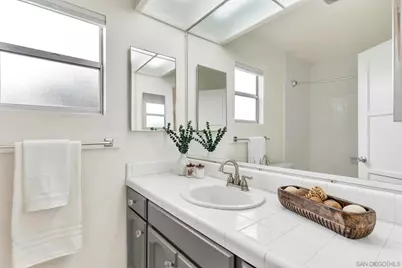  241-243 F Avenue, Coronado, CA 92118 - Photo 20
