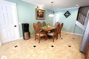 14491 Pinewood Rd, Tustin, CA 92780 - Photo 14