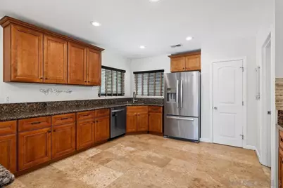  10620 Garden Way, Spring Valley, CA 91978 - Photo 6