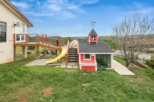 29509 Hoxie Ranch Rd, Vista, CA 92084 - Photo 24