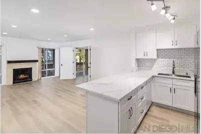  4600 Lamont St #204, San Diego, CA 92109 - Photo 2