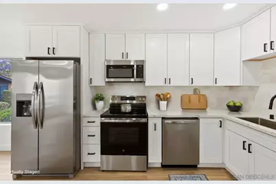  11022 Via Asti, San Diego, CA 92129 - Photo 6