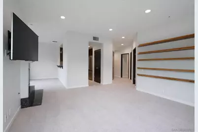  12122 Royal Birkdale Row #303, San Diego, CA 92128 - Photo 4