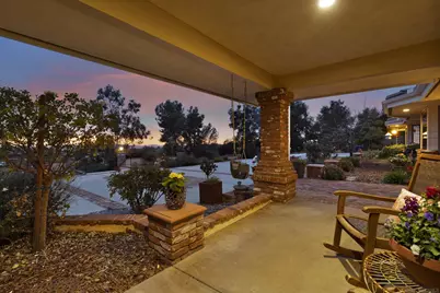  15428 El Capitan Real Ln, El Cajon, CA 92021 - Photo 8