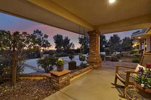 15428 El Capitan Real Ln, El Cajon, CA 92021 - Photo 8