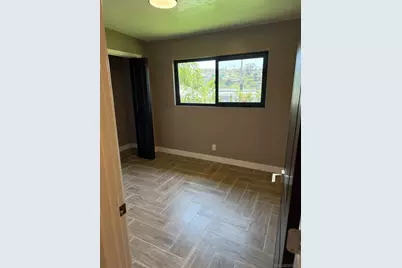  519 Camelot Dr, Oceanside, CA 92054 - Photo 10