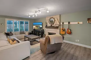 5134 Park Rim Dr, San Diego, CA 92117 - Photo 12