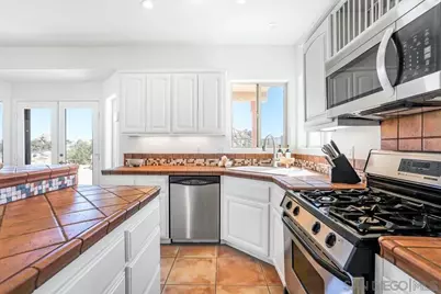  57388 Manzaniata Drive, Yucca Valley, CA 92284 - Photo 12
