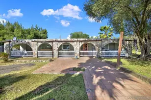 30100 Valley Center Rd, Valley Center, CA 92082 - Photo 4