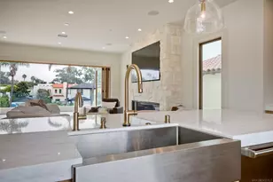 440 Pomona Ave, Coronado, CA 92118 - Photo 16