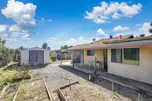 1572 Peacock Blvd, Oceanside, CA 92056 - Photo 26