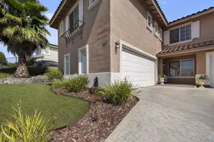 10145 Challenger Ct, Spring Valley, CA 91978 - Photo 4