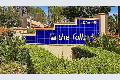  11219 Avenida De Los Lobos #E, San Diego, CA 92127 - Photo 2