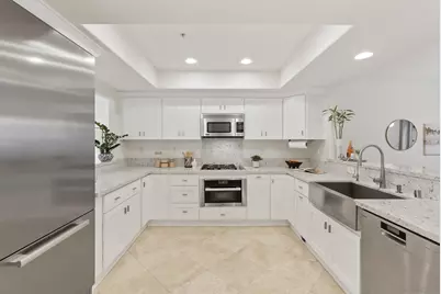  7520 Draper Ave #3, La Jolla, CA 92037 - Photo 10