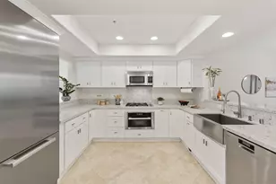 7520 Draper Ave, La Jolla, CA 92037 - Photo 10