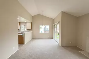 11231 Avenida De Los Lobos, San Diego, CA 92127 - Photo 6