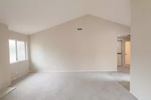 11231 Avenida De Los Lobos, San Diego, CA 92127 - Photo 8