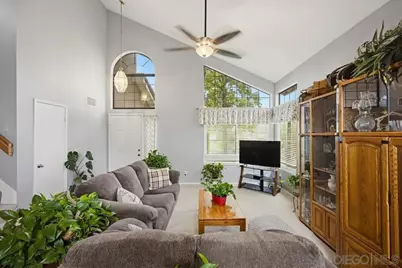  24318 Pantera Ct, Murrieta, CA 92562 - Photo 8