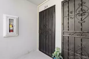 4750 Noyes St, San Diego, CA 92109 - Photo 12