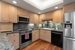 8770 Caminito Sueno, La Jolla, CA 92037 - Photo 12