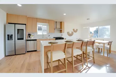  4960 Sparks Ave, San Diego, CA 92110 - Photo 4