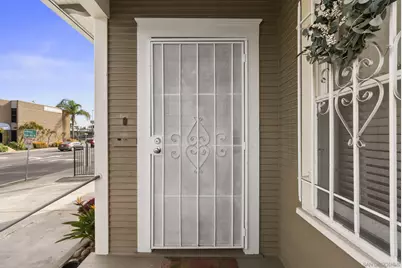  4020 Front St, San Diego, CA 92103 - Photo 2